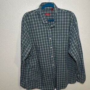Izod- Blue and green plaid mens button down- Sizw XL